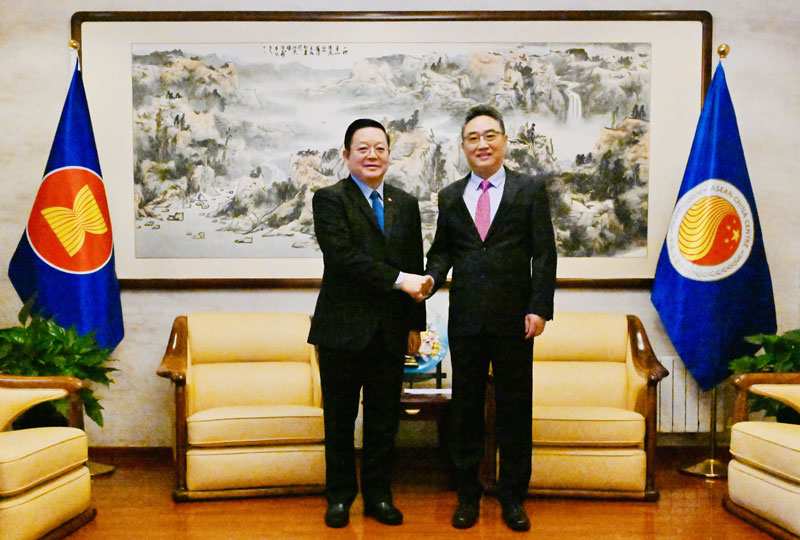 Secretary-General of ASEAN Visits the ASEAN-China Centre