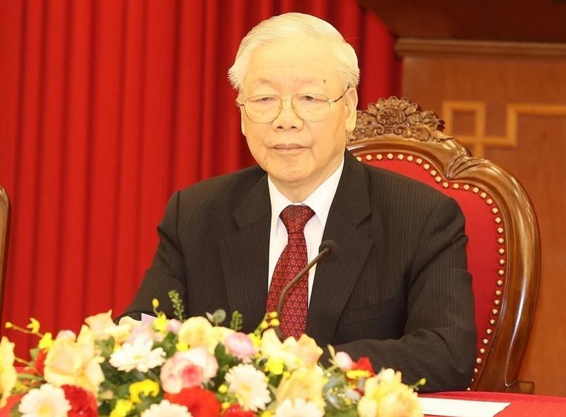 Vietnam ruling party chief ill, Vietnamese president given chair