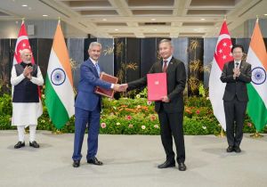 Indian Prime Minister pays an official visit to Singapore