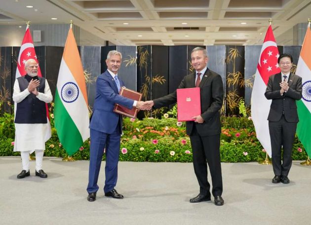 Indian Prime Minister pays an official visit to Singapore