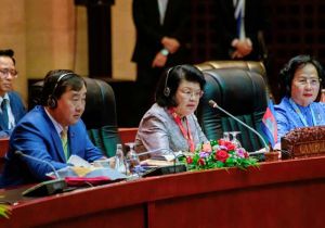 Cambodian National Assembly President Attends AIPA Executive Committee Meeting in Laos