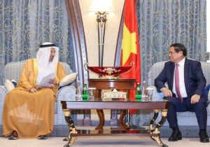 Vietnam seeks Saudi Arabia's investments in building petroleum storage center for Southeast Asia