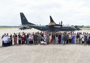 Brunei contingent returns home after humanitarian assistance and disaster relief in the Philippines