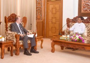 Myanmar Deputy Prime Minister and Foreign Minister receives UNICEF delegation  