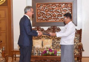 WFP Representative to Myanmar presents his Credentials to Myanmar  Deputy Prime Minister and Foreign Minister  