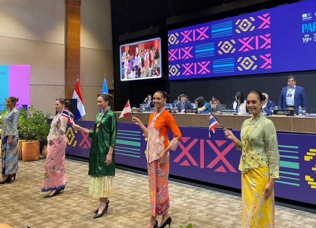 "Kebaya" has been multinational inscribed on Representative List of UNESCO Intangible Cultural Heritage of Humanity