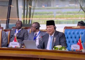 Indonesian President Calls for Unity among Muslim Countries at D-8 Summit   