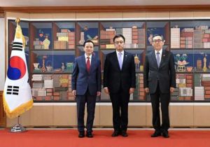 Ambassadors-Designate to South Korea Present Credentials to Acting President