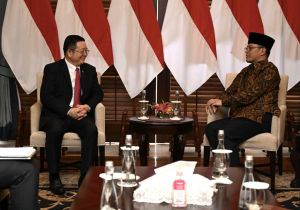 Secretary-General of ASEAN calls on Indonesian Foreign Minister  