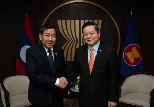 Outgoing Permanent Representative of Laos to ASEAN bids farewell to the Secretary-General of ASEAN