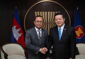 Secretary-General of ASEAN receives Ambassador of Cambodia to Indonesia